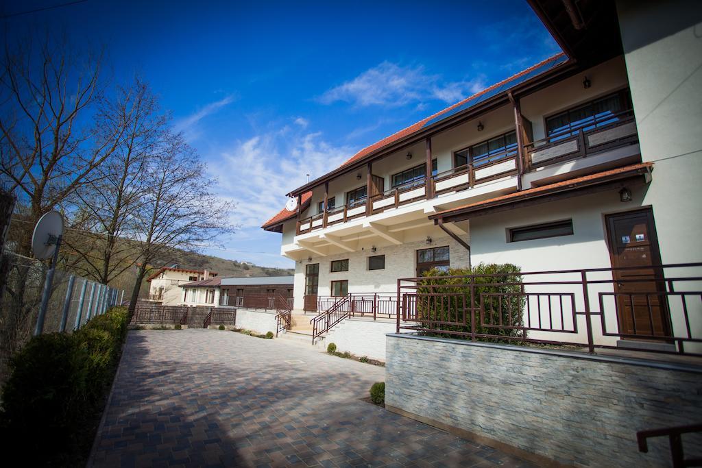 Roata Faget Inn Cluj-Napoca Luaran gambar
